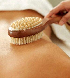 Dry Brushingnot only exfoliates the skin, but also stimulates increased lymphatic flow which detoxes the body and boosts the immune system.