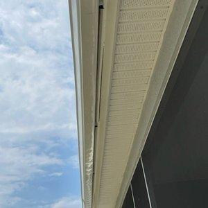 Gutter repair