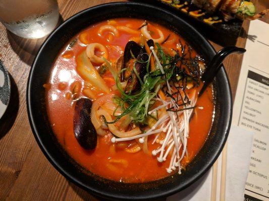 Spicy seafood udon