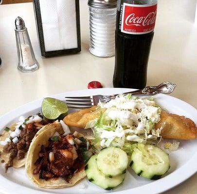 Tacos de Carne Asada y Tacos al Pastor.