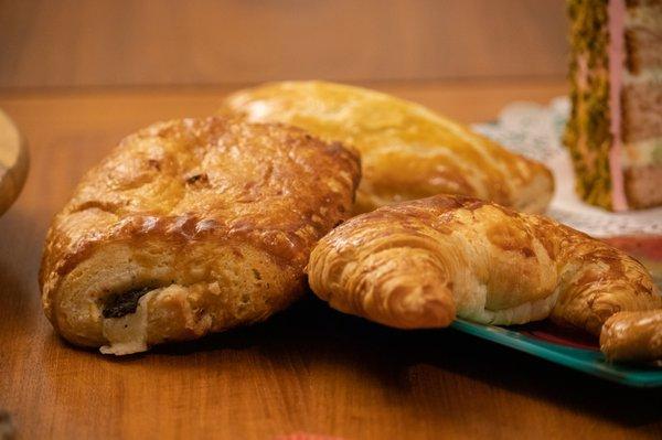 The chocolate croissant is loaded with dark belgian chocolate.  The plain croissant is buttery and sturdy enough to make a great sandwich.