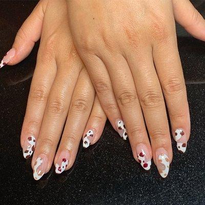 Cow print nail design