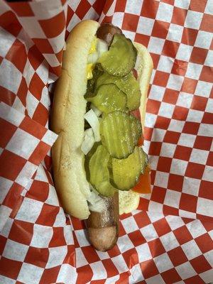 Chicago hot dog no jalapeños