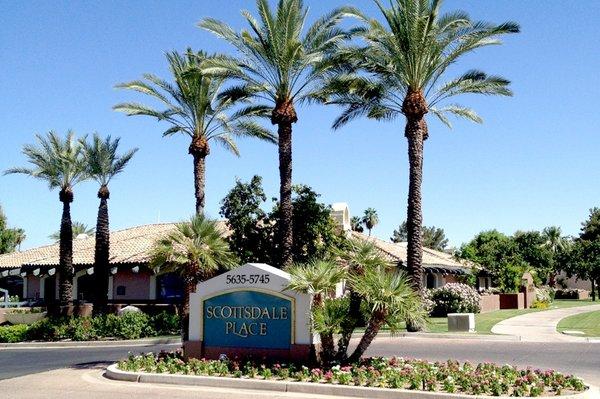 Weinberger Law Firm Office Entrance From Scottsdale Road.