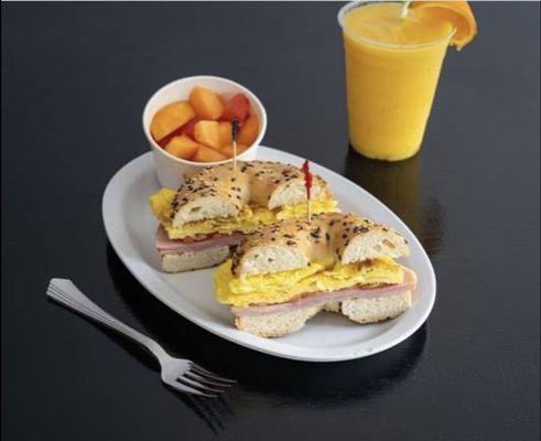 Breakfast bagel and mango smoothie