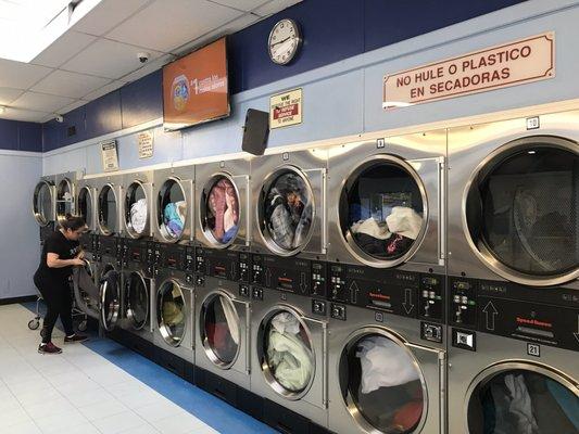 MK Coin Laundry