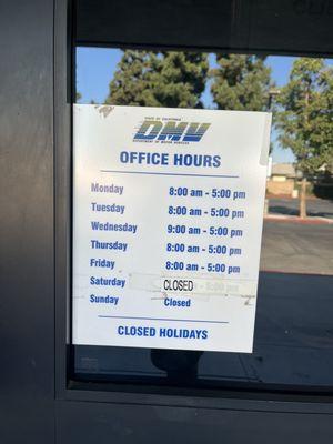 Bellflower DMV hours