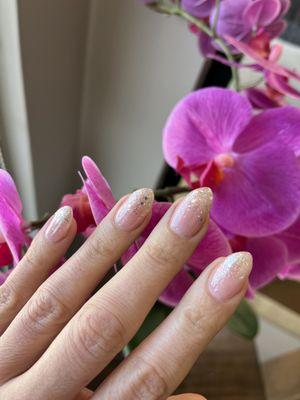 Ombre glitter nails with a natural base