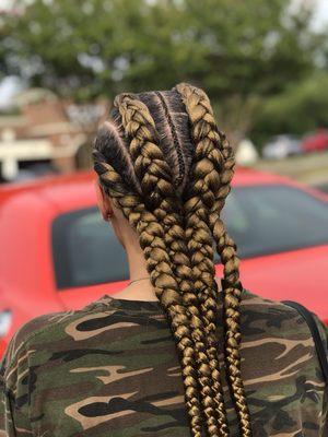 4 Feed-In Braids