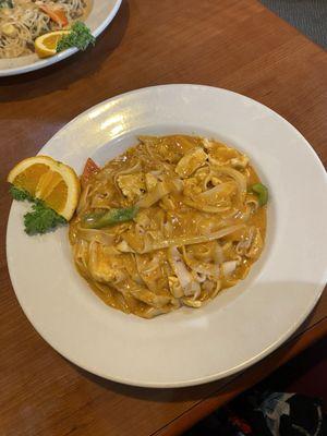 Curry noodles with Chicken