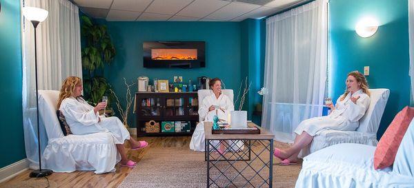 Relaxation lounge @ Soothe massage and wellness