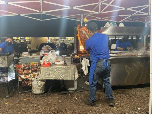 look at the Al pastor. Cooking it the right way.