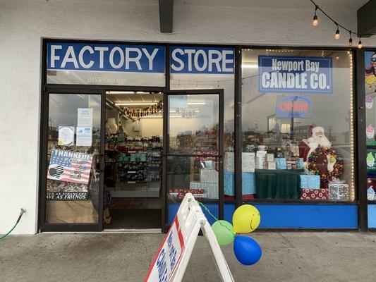 Factory Store
110 SW COAST HWY, Newport
(Next to SubZero Swirlz*****)