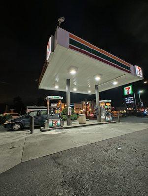 7-Eleven