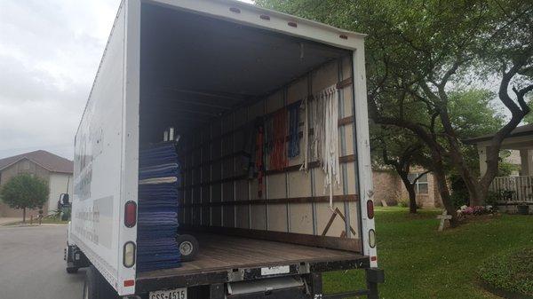 clean truck ready for moving in san Antonio