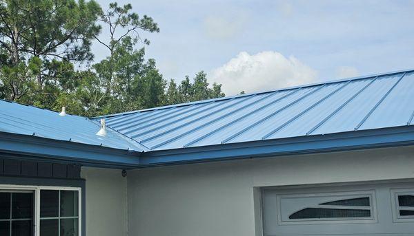 BRUZZ roofing, Blue Metal Roof, Orlando, Florida