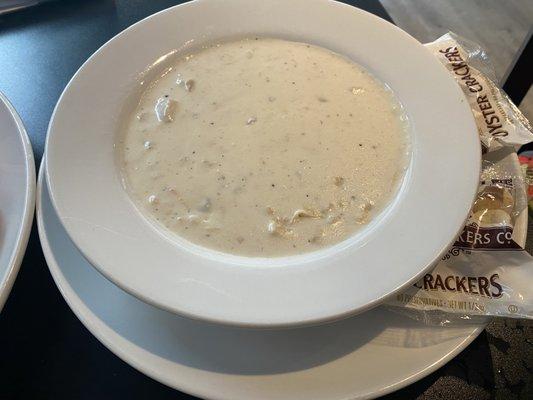 Bowl clam chowder