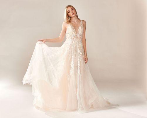 Pronovias