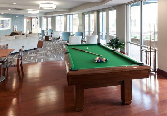 Billiards-Resident Lounge