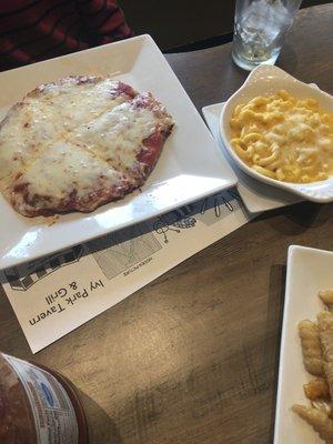 Kid's pizza, Mac n cheese