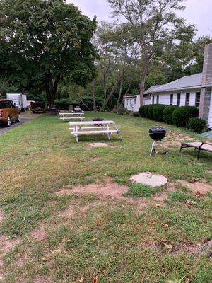 This is the yard that we use Plenty of chairs plenty of space to park your vehicle It feels like a family sharing .