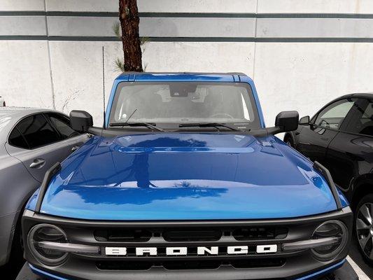 Bronco Wildtrack hood is now protected with Stek PPF (Paint Protection Film)