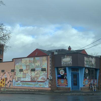 D'Andrea's Pizza corner: you cant miss it - look for worn wood sign