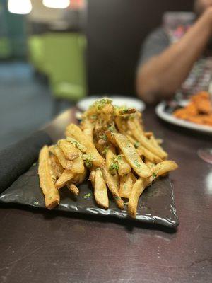 Garlic fries