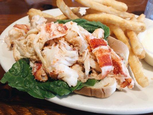 Lobster roll