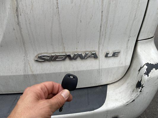 2008 Toyota Sienna Key Cut & Programmed!