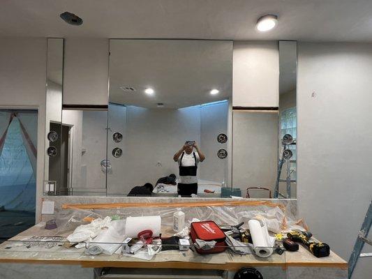 Custom cut vanity mirror wall 1/4" clear mirrors with flat polished edges and glass shelves