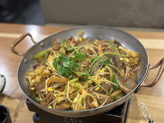 Beef short rib and pork intestine (Large) with mala sauce