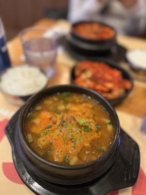 soybean paste soup tofu soup