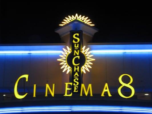 Sunchase Cinema 8