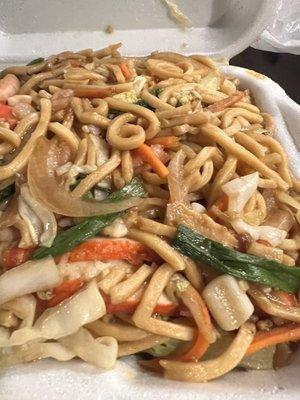 Seafood Lo Mein