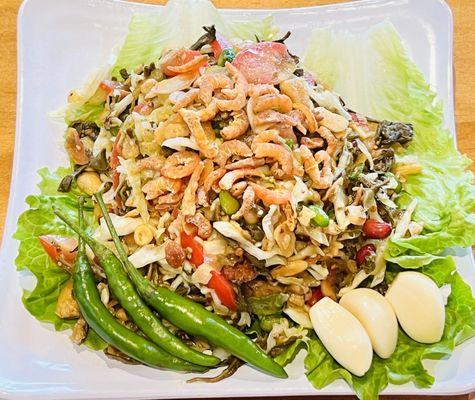 Tea leaf Salad (Rangooon Ruby)