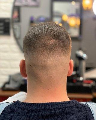 Mid razor fade