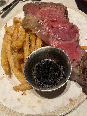 Prime rib, truffle fries