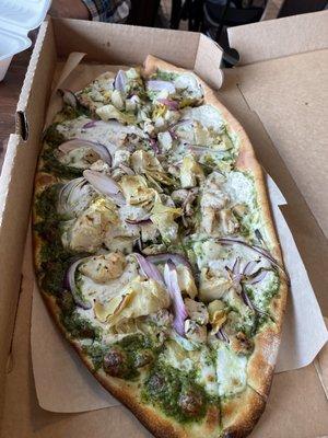 Chicken artichoke pesto pizza