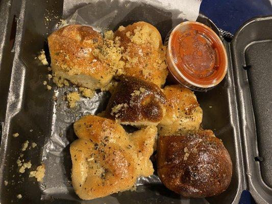 Garlic knots.  Skip. Hard like rocks and two burnt.  .  The burnt ones more like regular bread.