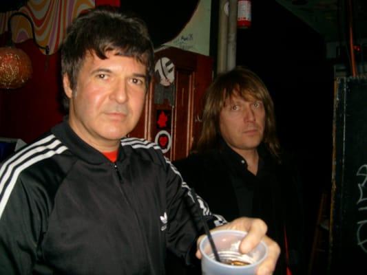 Blondie drummer Clem Burke & the Chesterfield King's bassist Andy Babiuk enjoying the scene @ the Jar