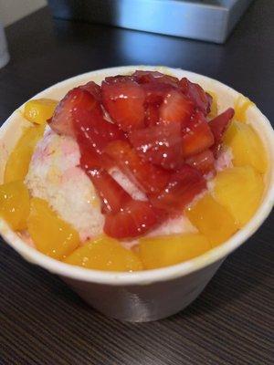 Strawberry and mango shaved ice