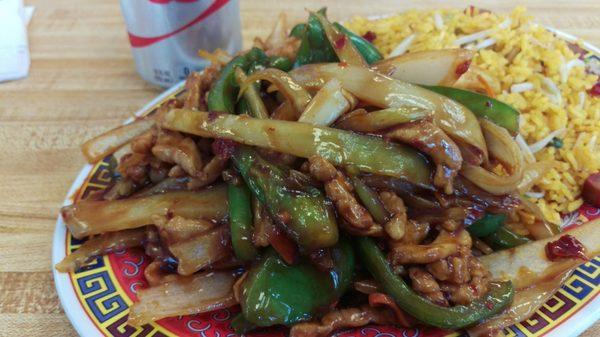 Sautéed Shredded Szechuan Pork, Pork Fried Rice, Soda (Lunch Combo)