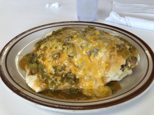 Stuffed sopaipilla with green chile