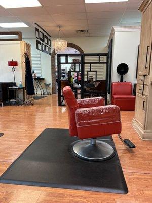 Jagged Edge Salon Spa & Boutique