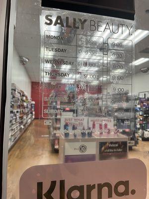 Hours showing on the door of the store, clearly shows from 9am-9pm from mon-thur, and today is Thursday august 9th.