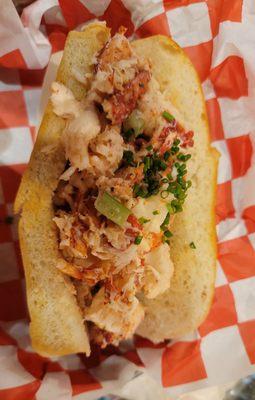 Double lobster roll