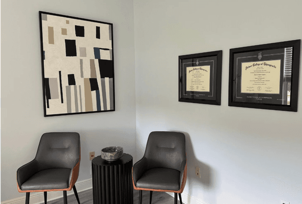 Chiropractic room with Palmer College of Chiropractic - Florida doctorate degrees.