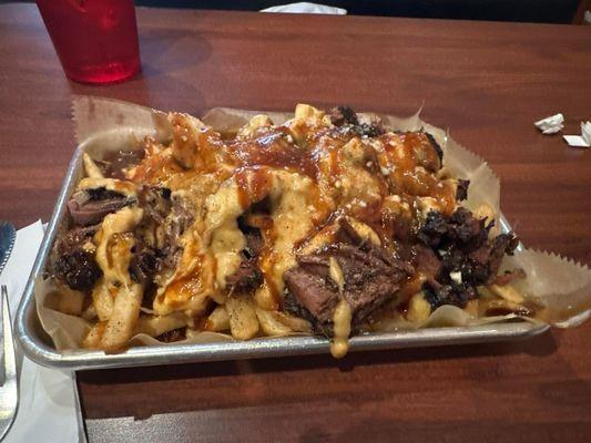 Brisket poutine