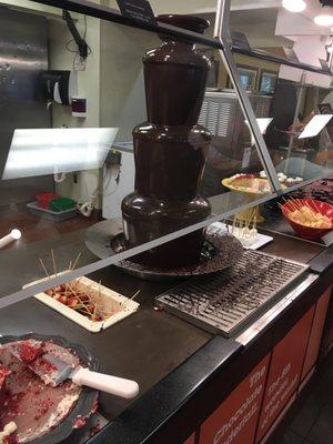 Chocolate fountain